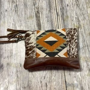 Myra Bag Second Impression Pouch Faux Leather & Fur Clutch Bag new condition